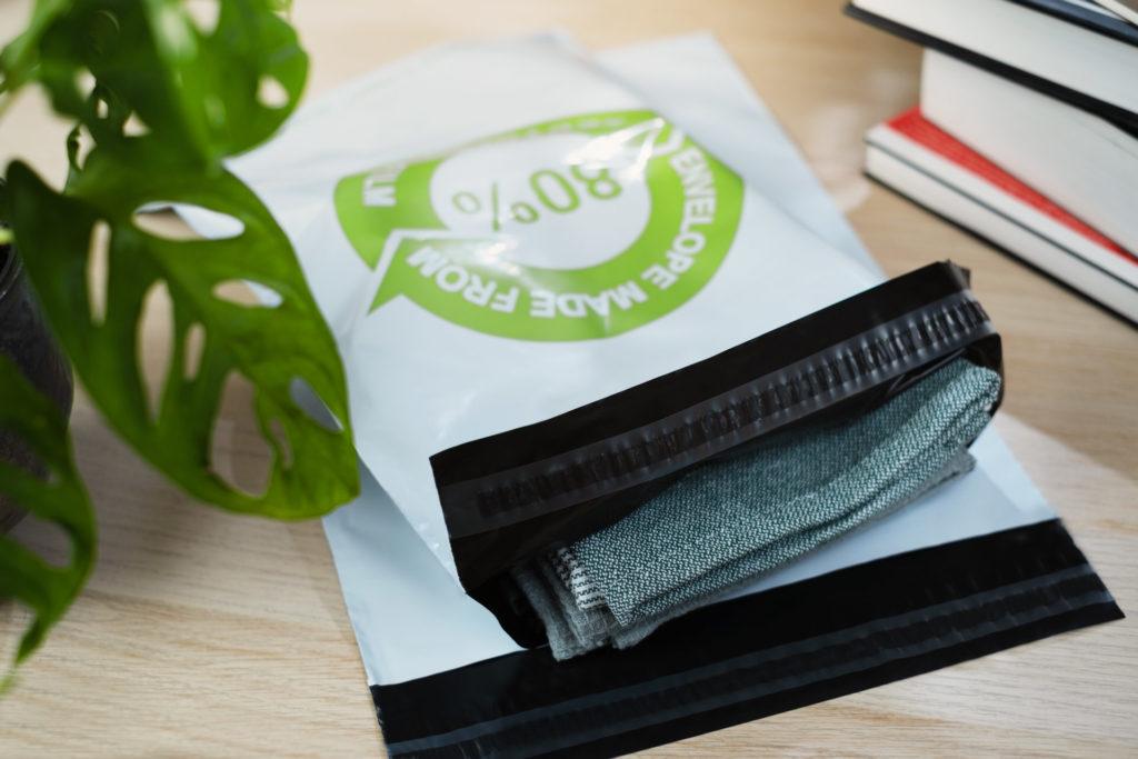 Ecommerce mailers: is gerecycled plastic een goede keuze?