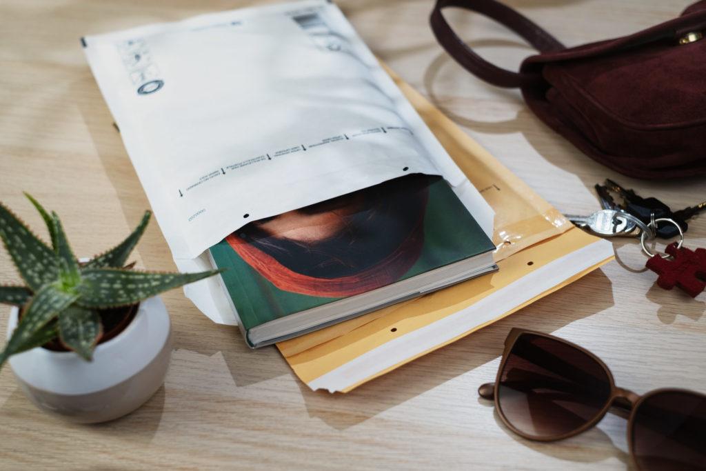 Classic_air_padded_envelopes_ecological_shipping_packaging